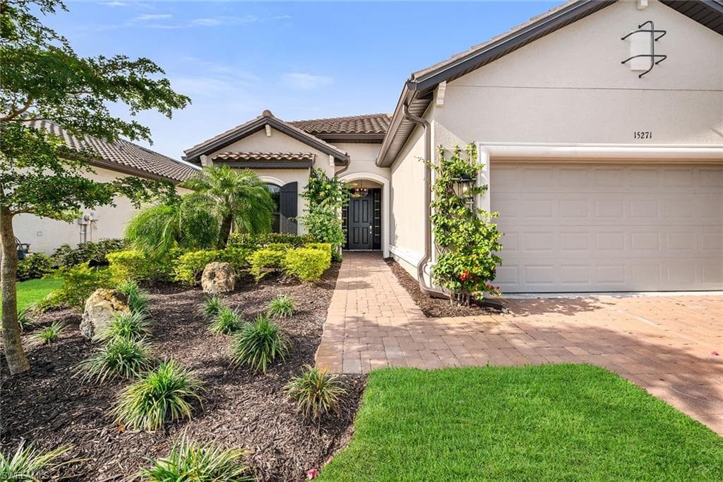 15271 Arpino Ct, Naples, FL 34114-31