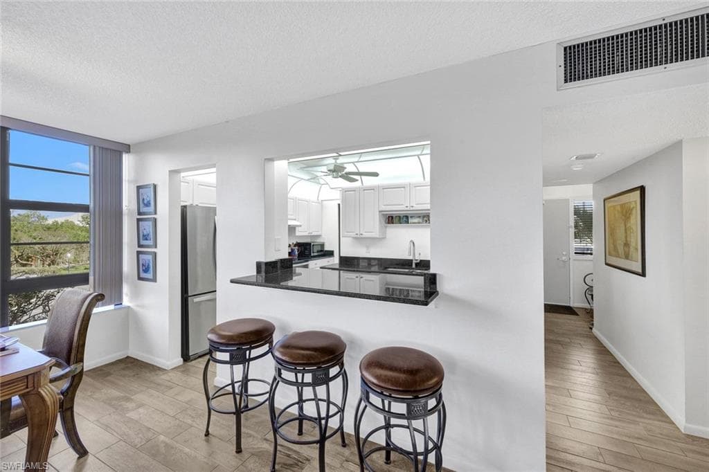 440 Seaview Ct 203, Marco Island, FL 34145-12