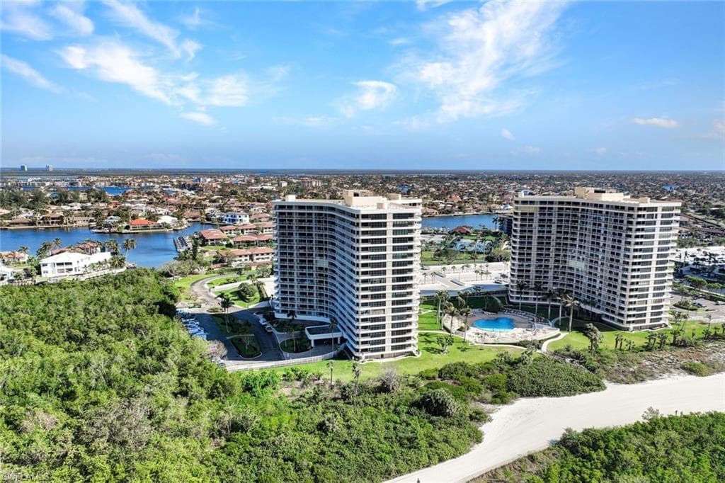 440 Seaview Ct 203, Marco Island, FL 34145-33