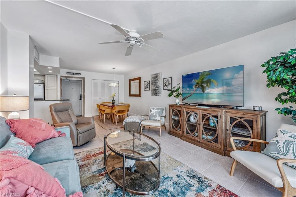 260 Seaview Ct 1210, Marco Island, FL 34145-3