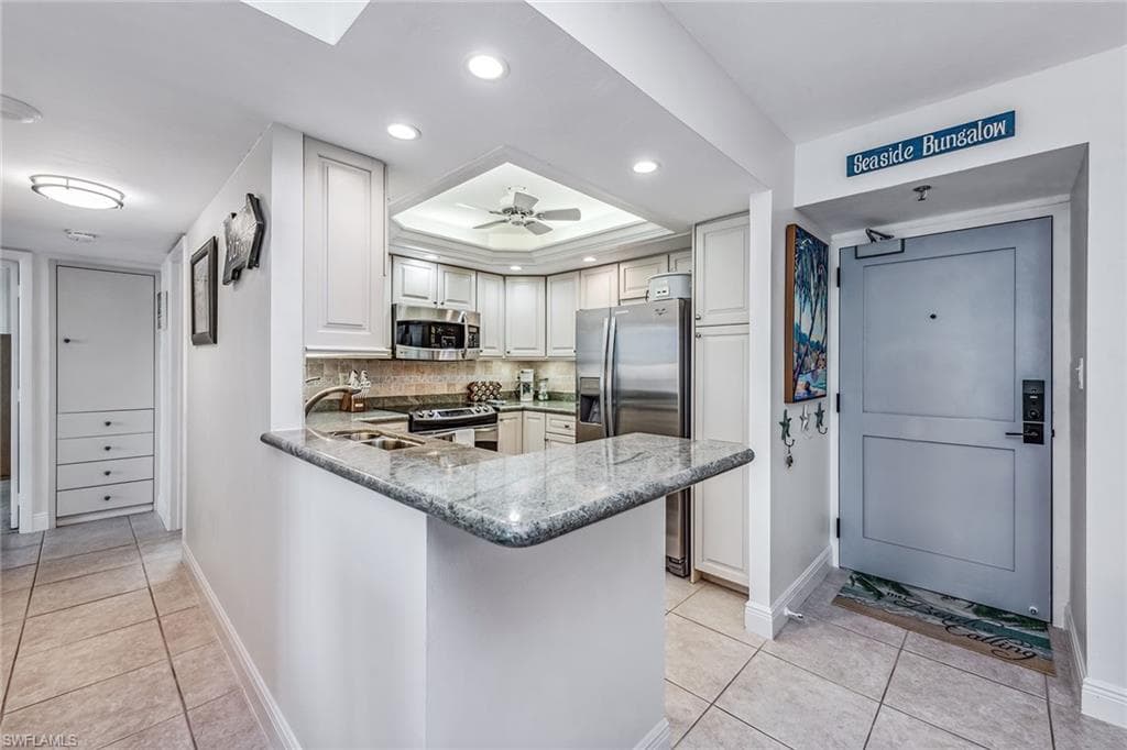 260 Seaview Ct 1210, Marco Island, FL 34145-4