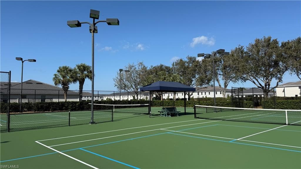 2011 Vermont Ln, Naples, FL 34120-27