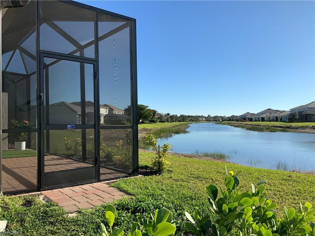 2011 Vermont Ln, Naples, FL 34120-2