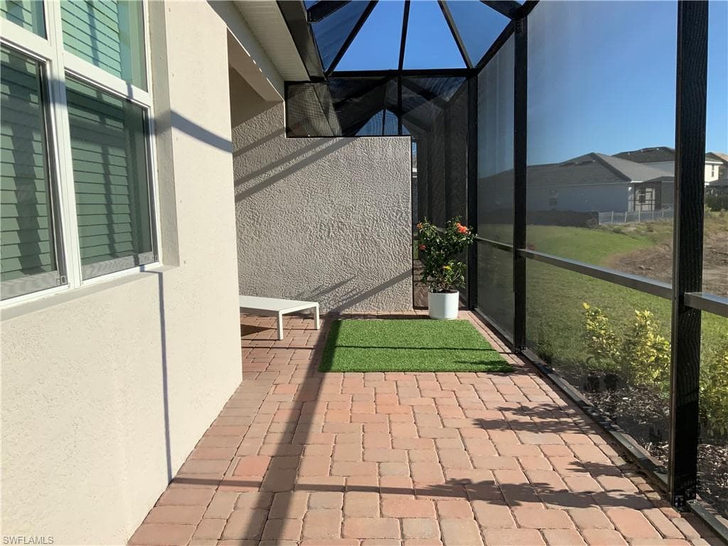 2011 Vermont Ln, Naples, FL 34120-4