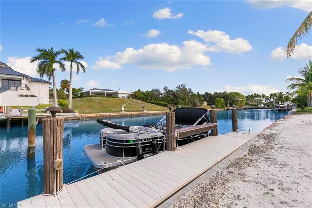 1668 Mcilvaine Ct, Marco Island, FL 34145-14