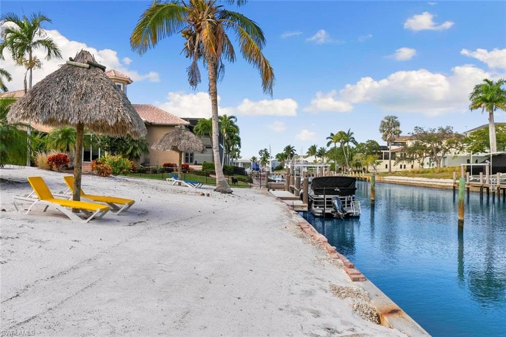 1668 Mcilvaine Ct, Marco Island, FL 34145-16