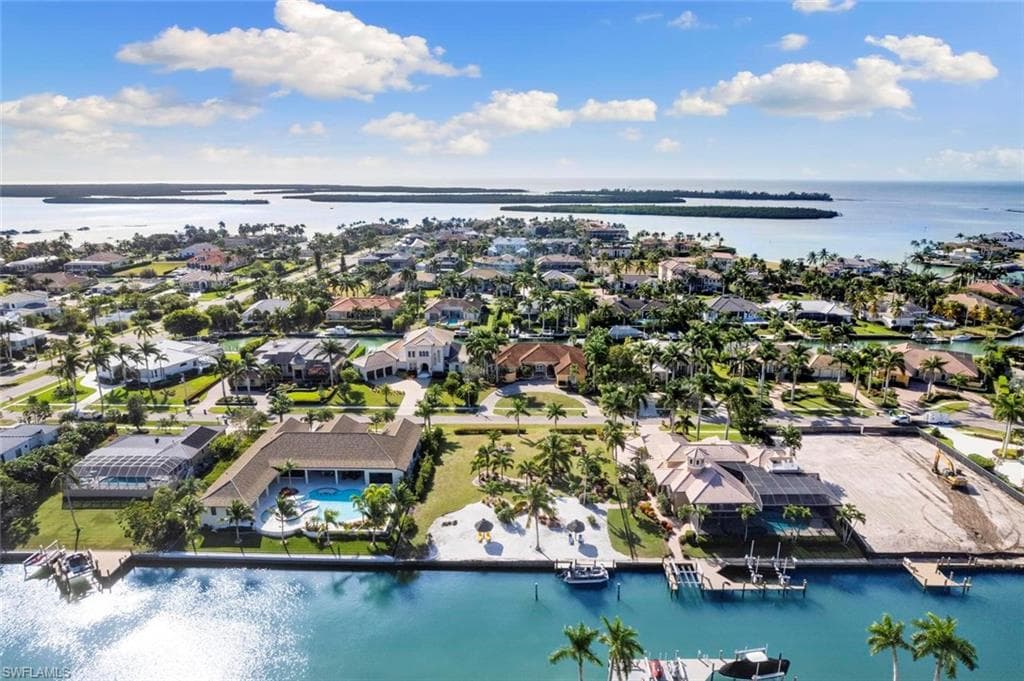 1668 Mcilvaine Ct, Marco Island, FL 34145-7