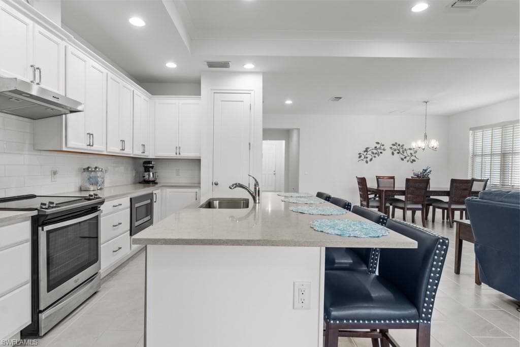 14540 Topsail Dr, Naples, FL 34114-23