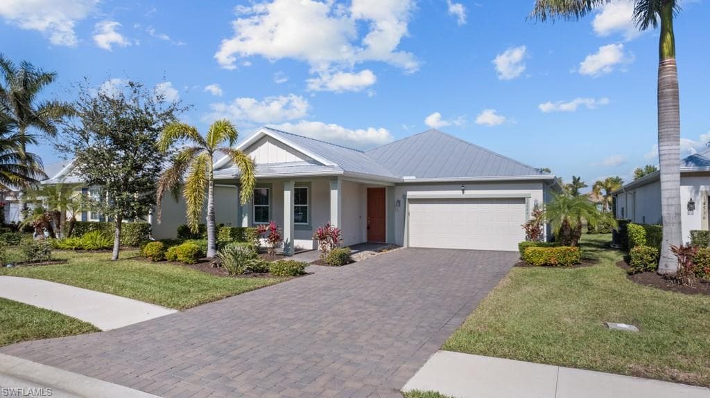 14540 Topsail Dr, Naples, FL 34114-2