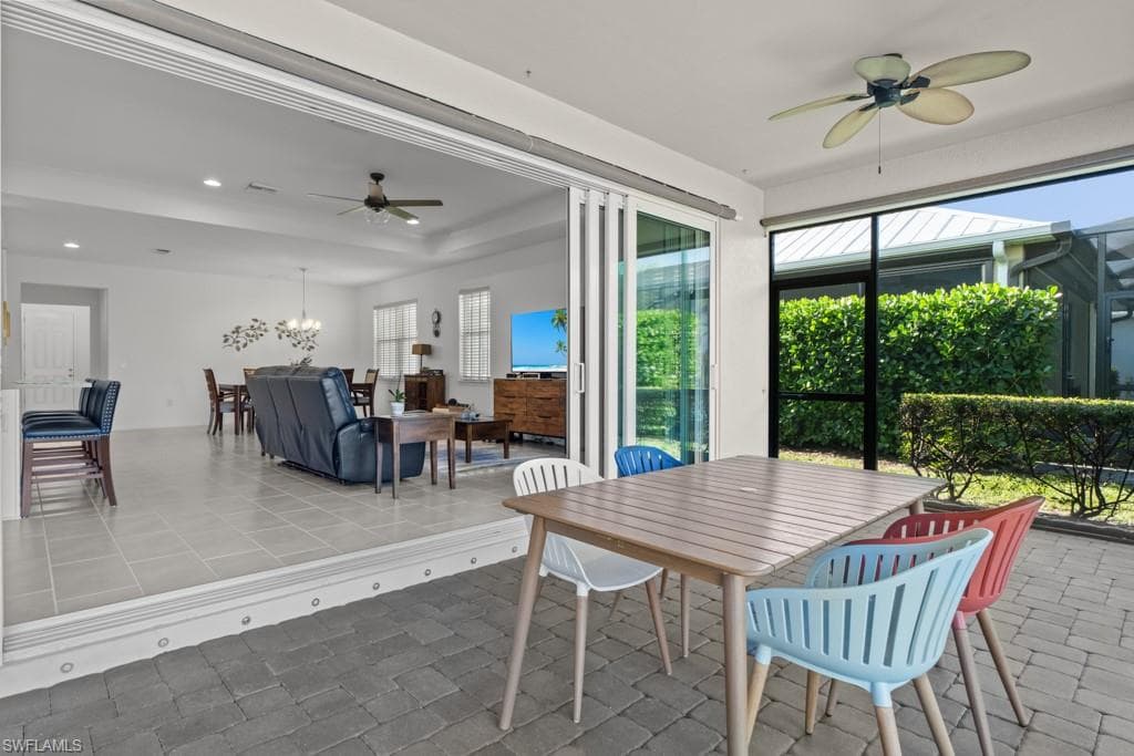 14540 Topsail Dr, Naples, FL 34114-46