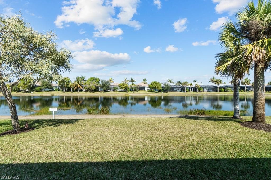 14540 Topsail Dr, Naples, FL 34114-51