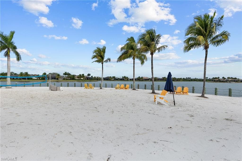 14540 Topsail Dr, Naples, FL 34114-8