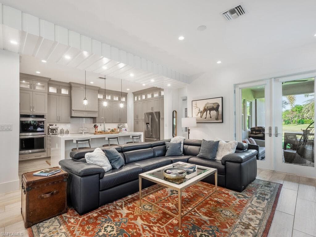 14167 Nautica Ct, Naples, FL 34114-3