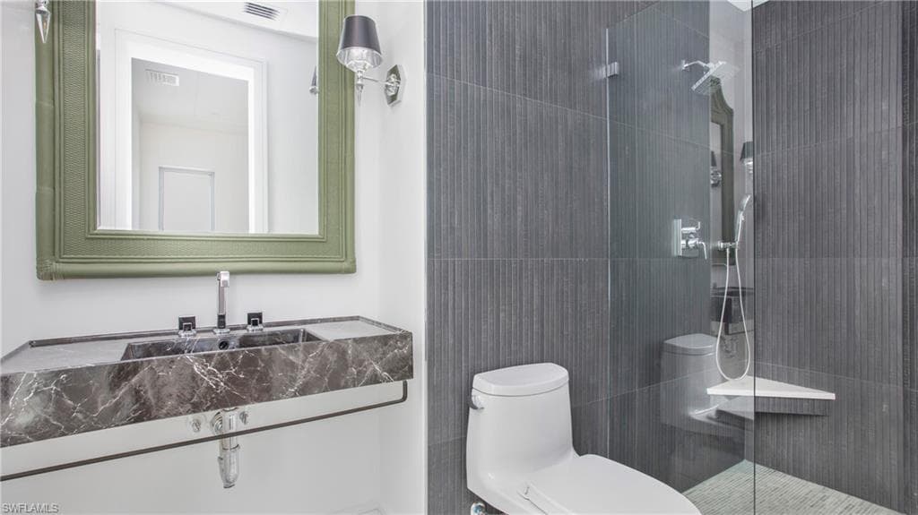 1798 Holiday Ln, Naples, FL 34104-24