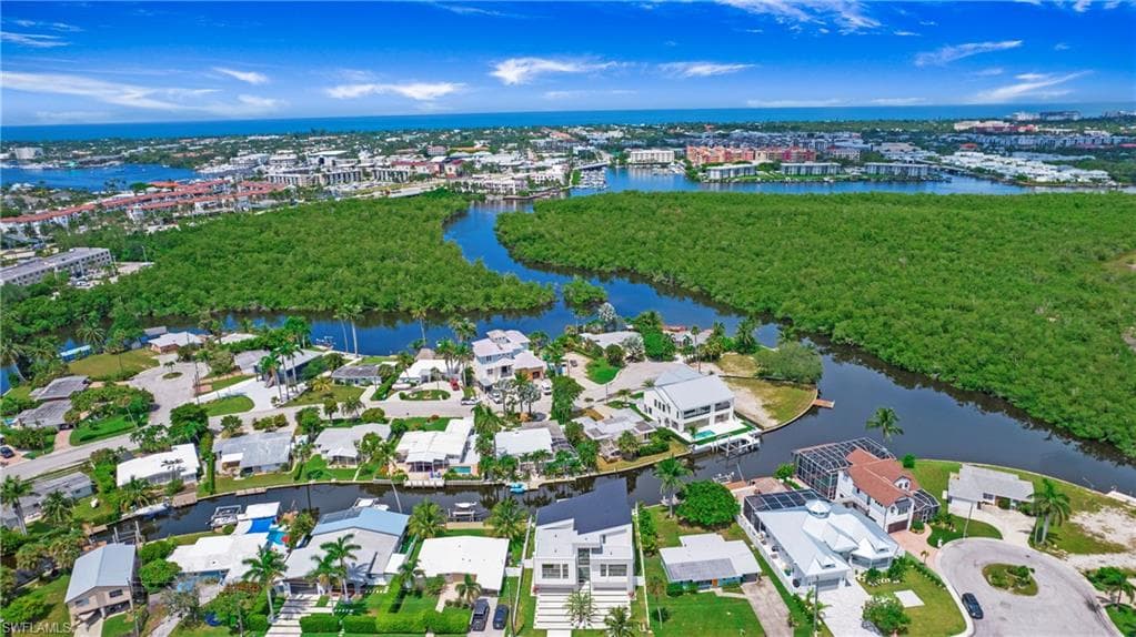 1798 Holiday Ln, Naples, FL 34104-42