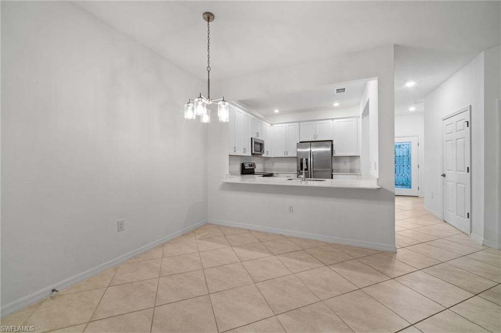 2878 Blossom Way, Naples, FL 34120-9