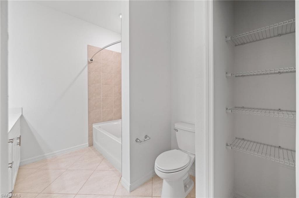 2878 Blossom Way, Naples, FL 34120-28