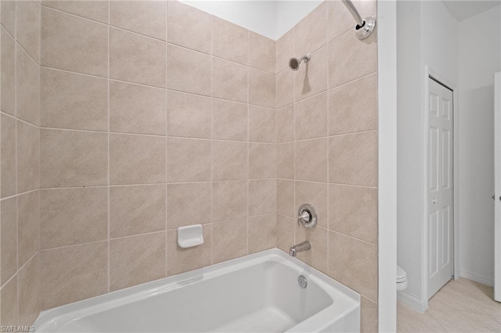 2878 Blossom Way, Naples, FL 34120-30