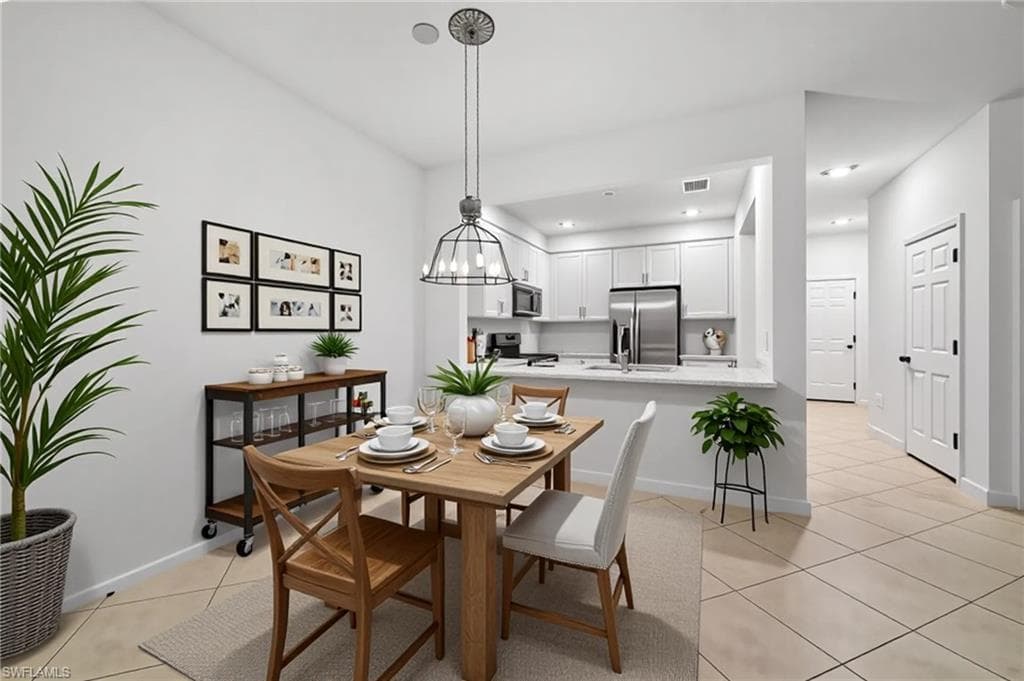 2878 Blossom Way, Naples, FL 34120-3