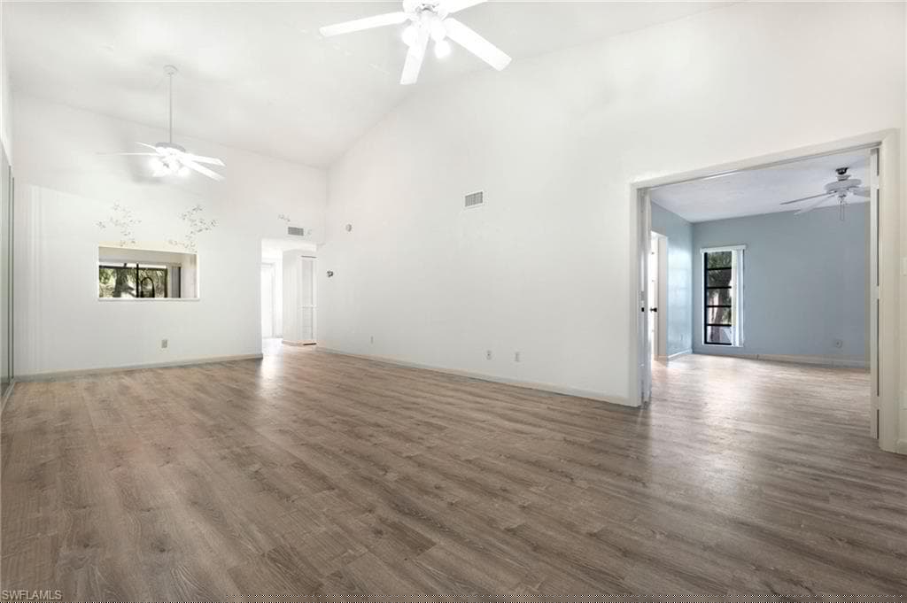 1814 Kings Lake Blvd 201, Naples, FL 34112-9