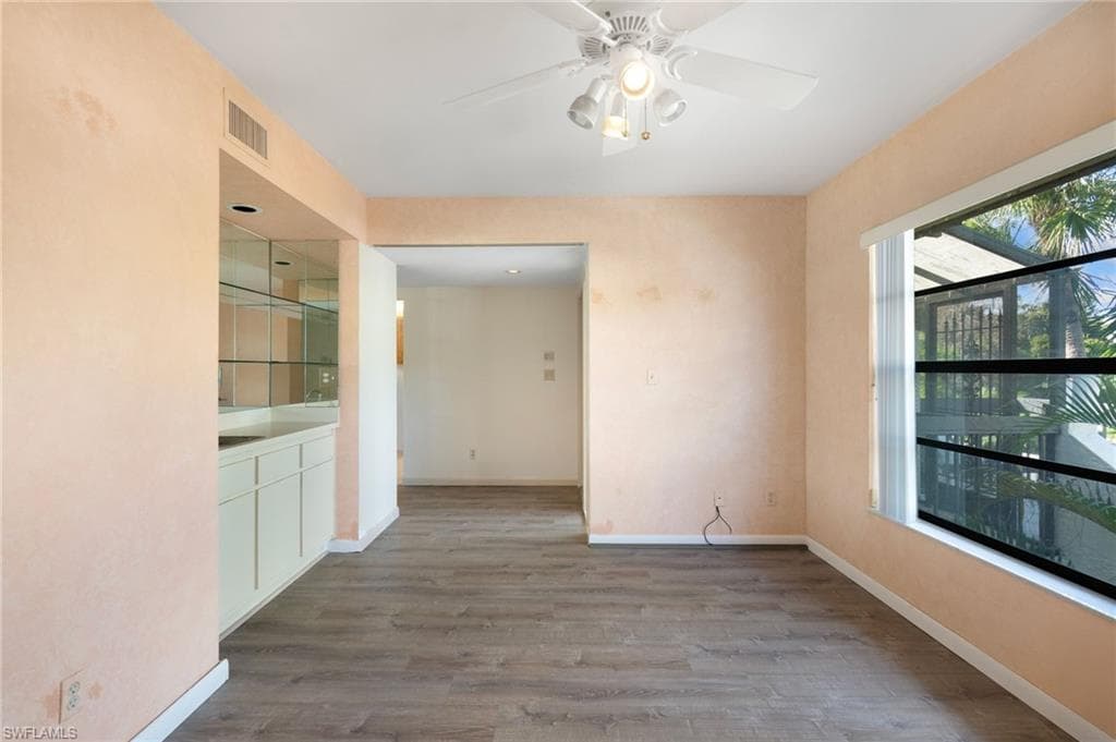 1814 Kings Lake Blvd 201, Naples, FL 34112-20