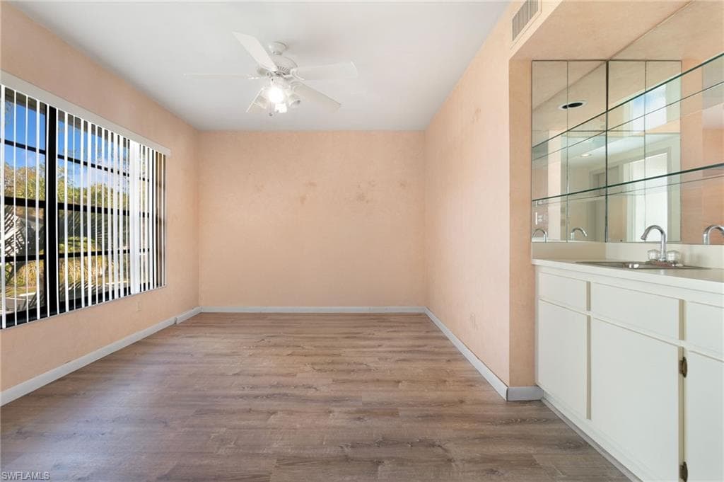 1814 Kings Lake Blvd 201, Naples, FL 34112-21