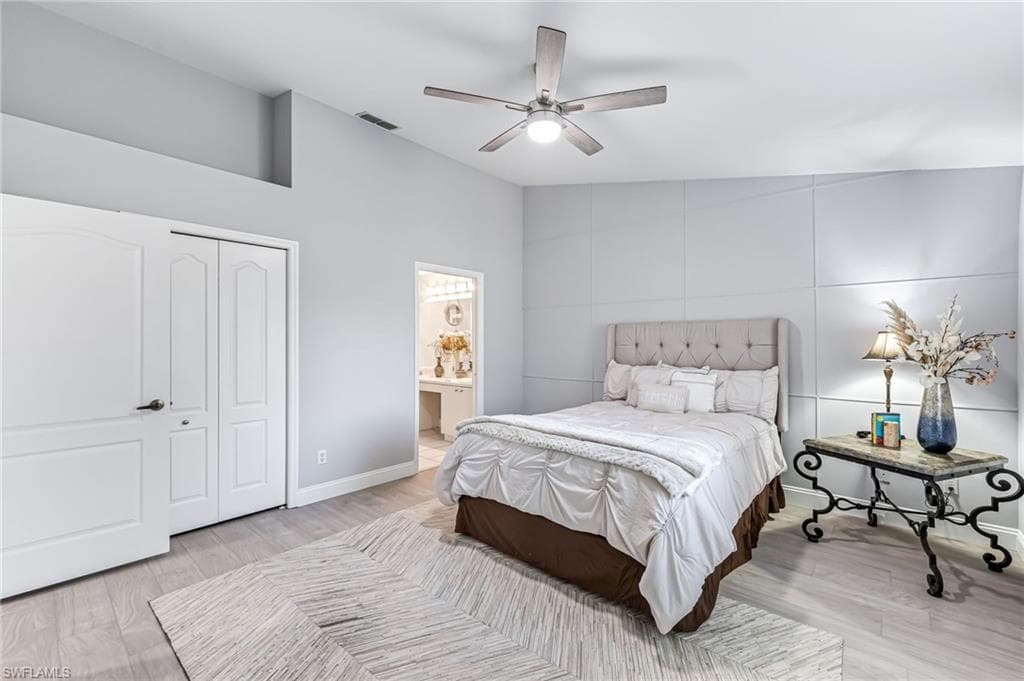 8075 Tiger Cv 1711, Naples, FL 34113-13