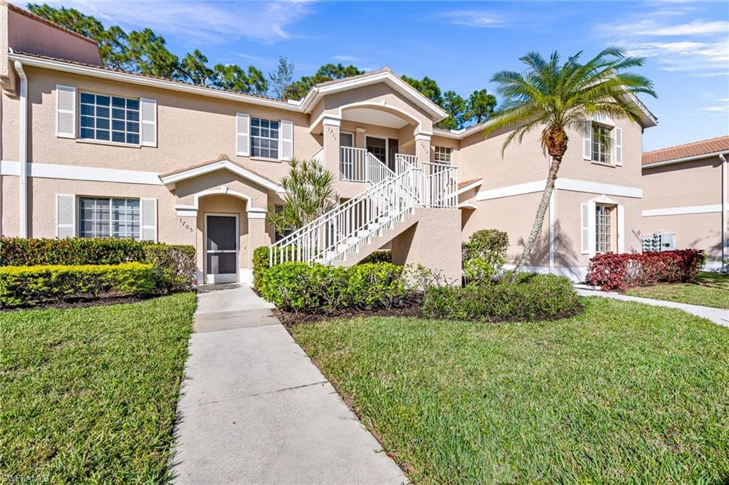 8075 Tiger Cv 1711, Naples, FL 34113-2