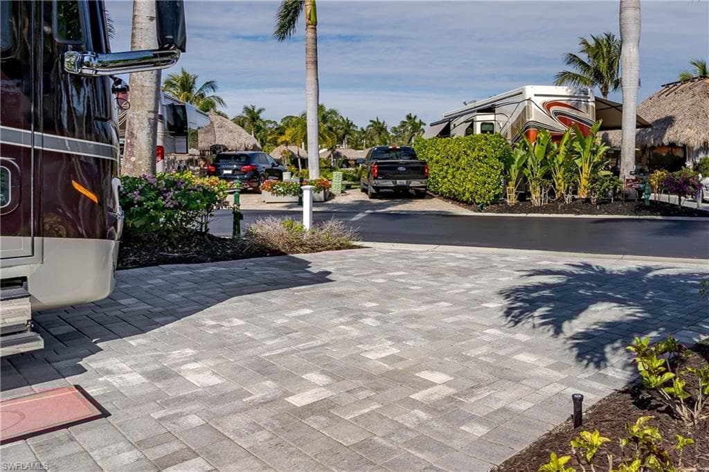 13467 Snook Cir, Naples, FL 34114-28