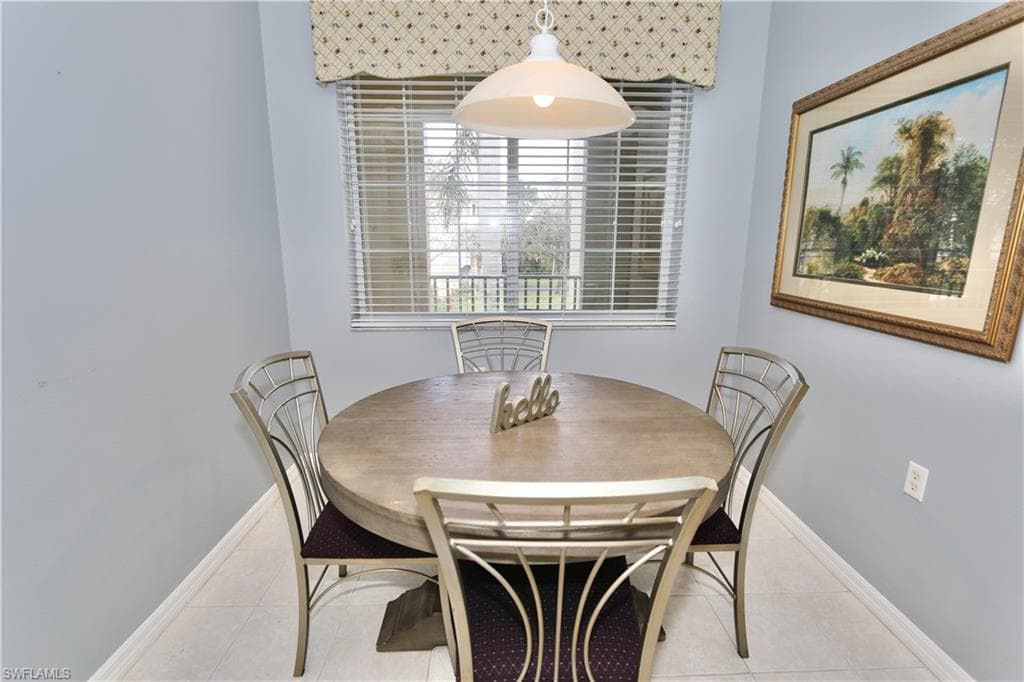 4844 Hampshire Ct 106, Naples, FL 34112-13