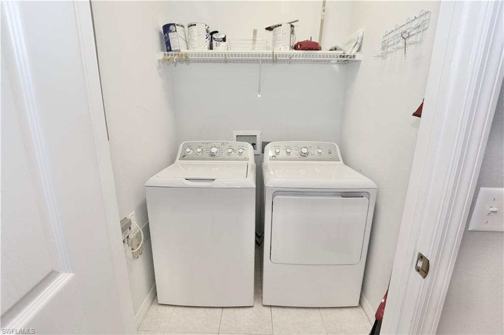 4844 Hampshire Ct 106, Naples, FL 34112-22