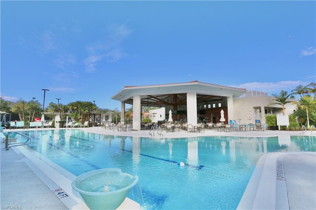 4844 Hampshire Ct 106, Naples, FL 34112-26