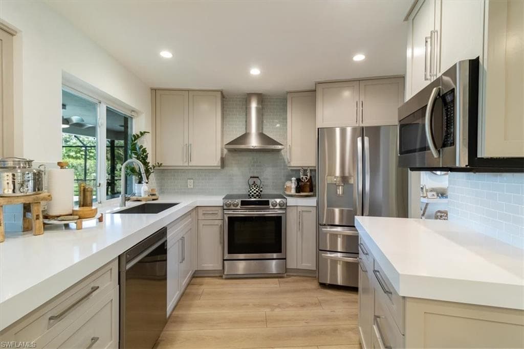 449 Forest Hills Blvd, Naples, Fl 34113-9