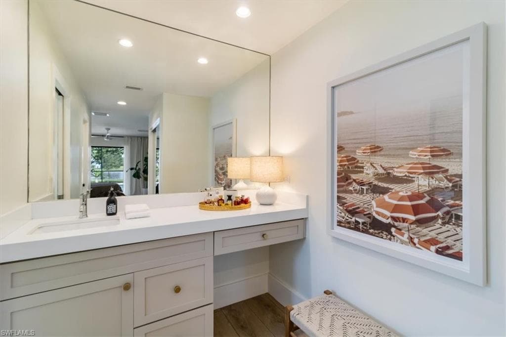 449 Forest Hills Blvd, Naples, Fl 34113-14