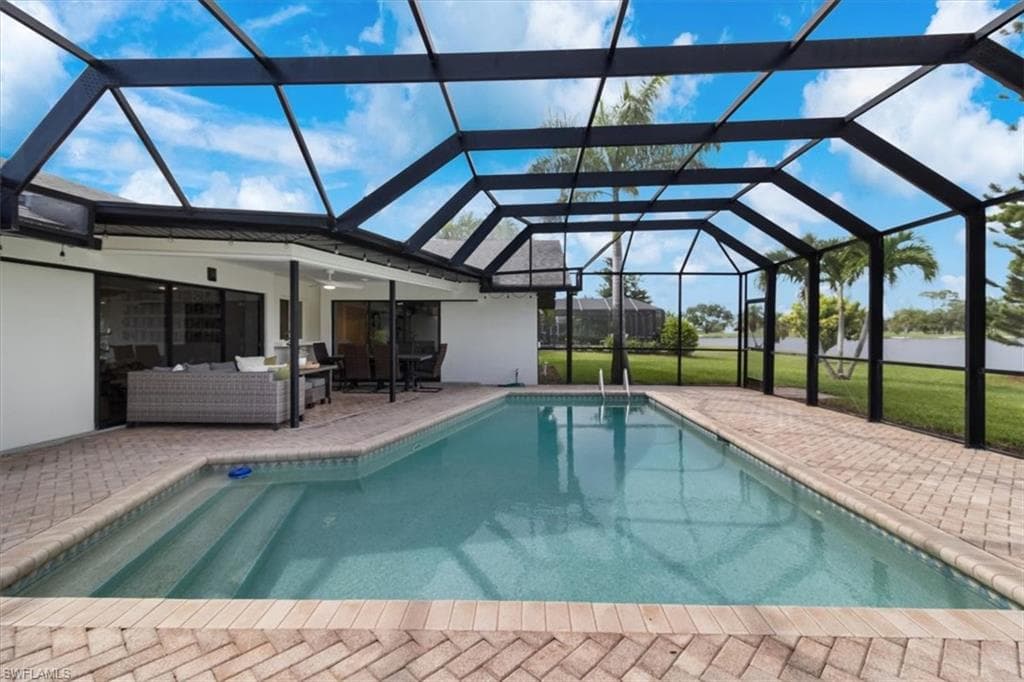 449 Forest Hills Blvd, Naples, Fl 34113-24