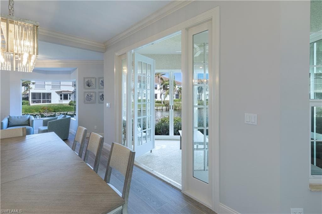150 Colonade Cir 902, Naples, FL 34103-6
