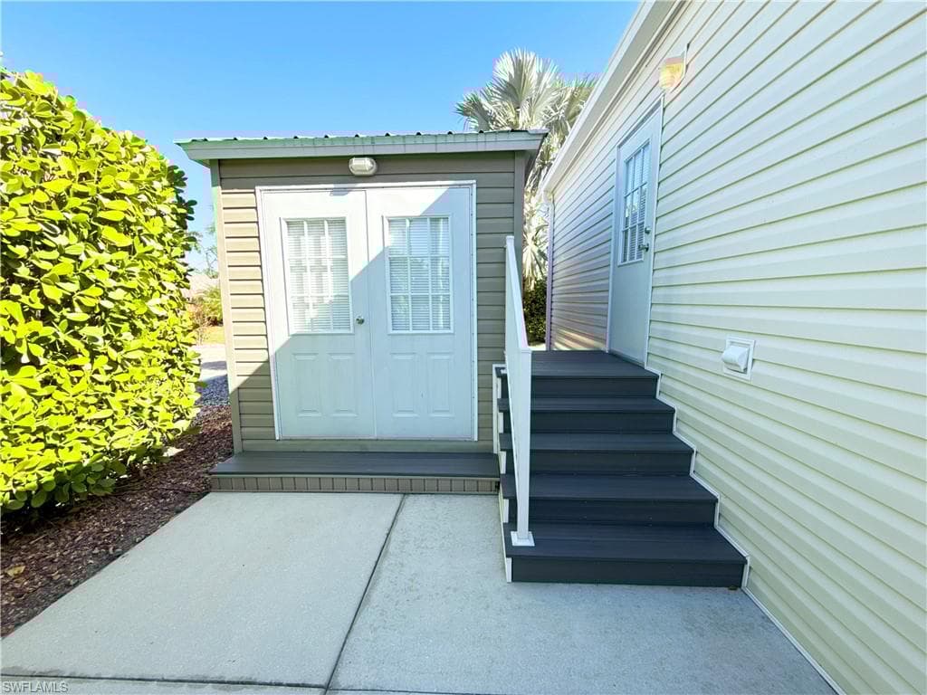 5500 Cypress Trail Resort Cir, Fort Myers, FL 33905-21