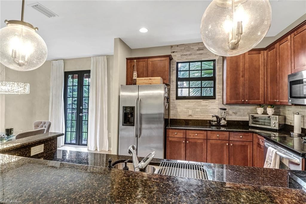 8997 Cambria Cir 2002, Naples, FL 34113-17