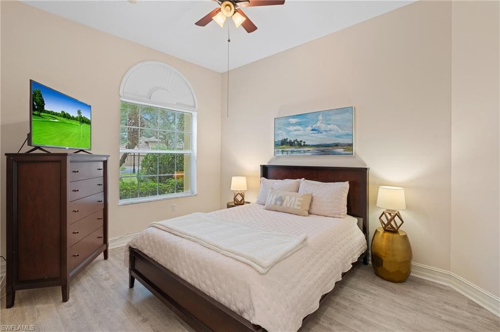 6937 Bent Grass Dr, Naples, FL 34113-17
