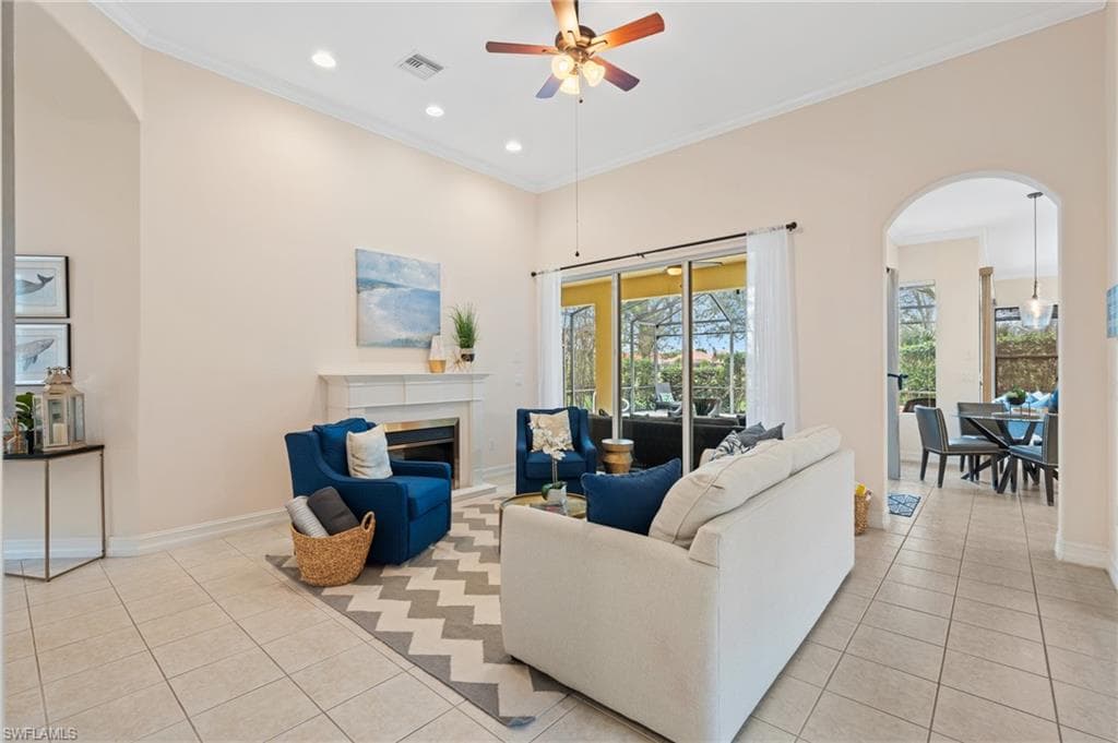6937 Bent Grass Dr, Naples, FL 34113-5