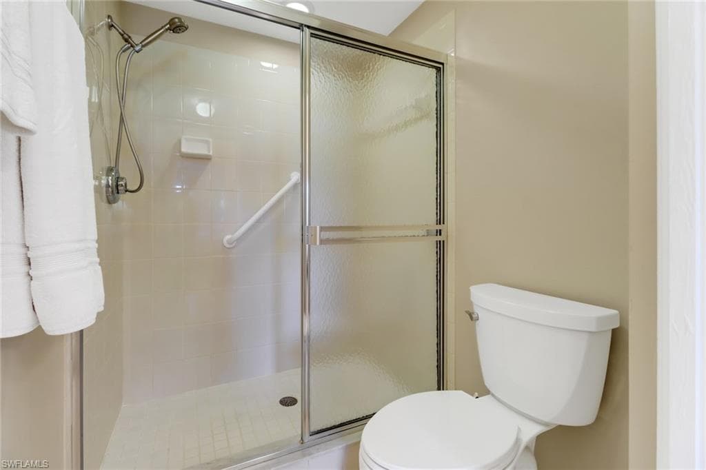 9035 Michael Cir 5, Naples, FL 34113-20