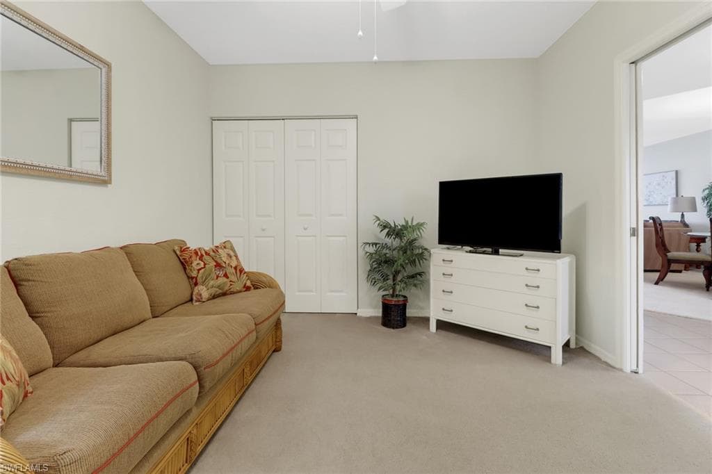 9035 Michael Cir 5, Naples, FL 34113-22