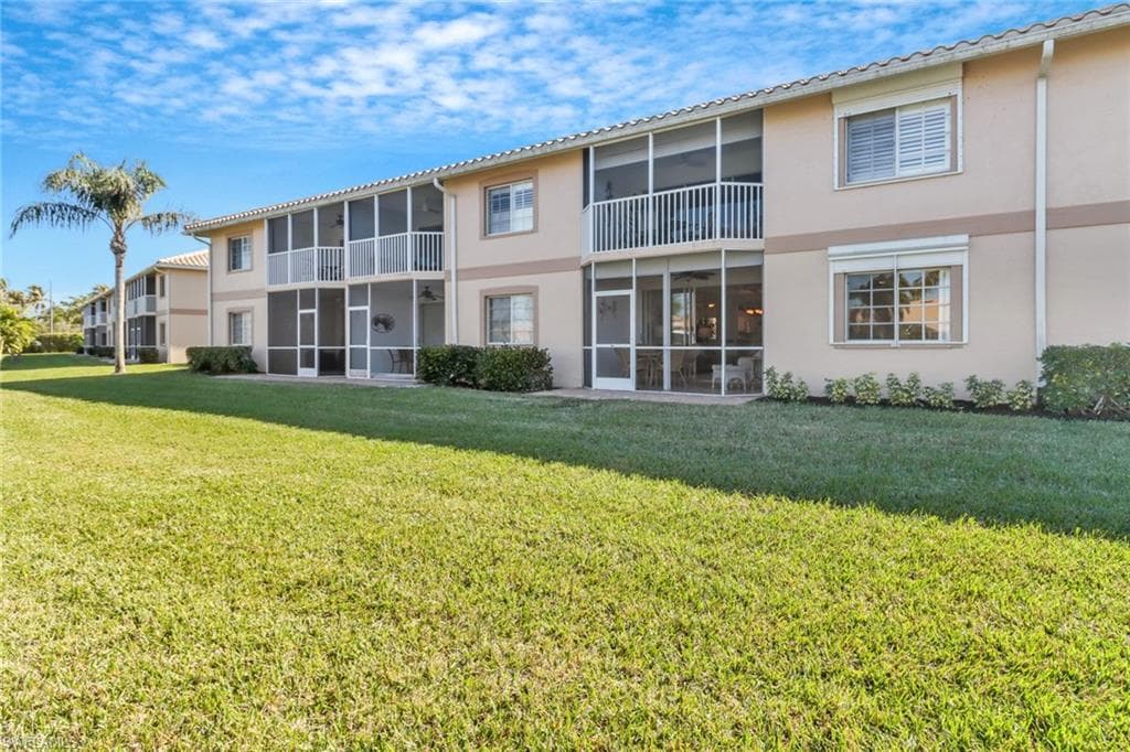 9035 Michael Cir 5, Naples, FL 34113-27