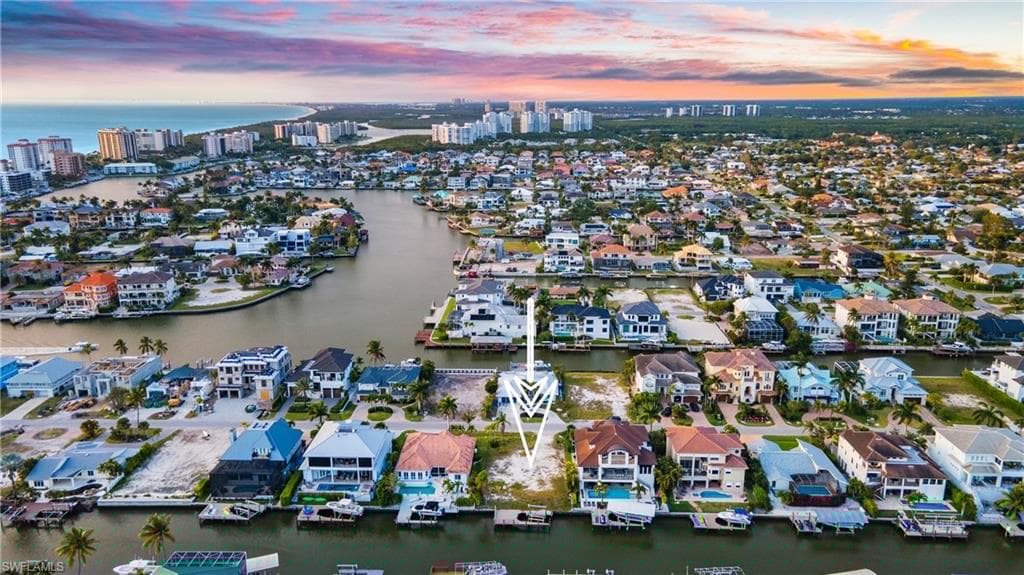 362 Trade Winds Ave, Naples, FL 34108-25