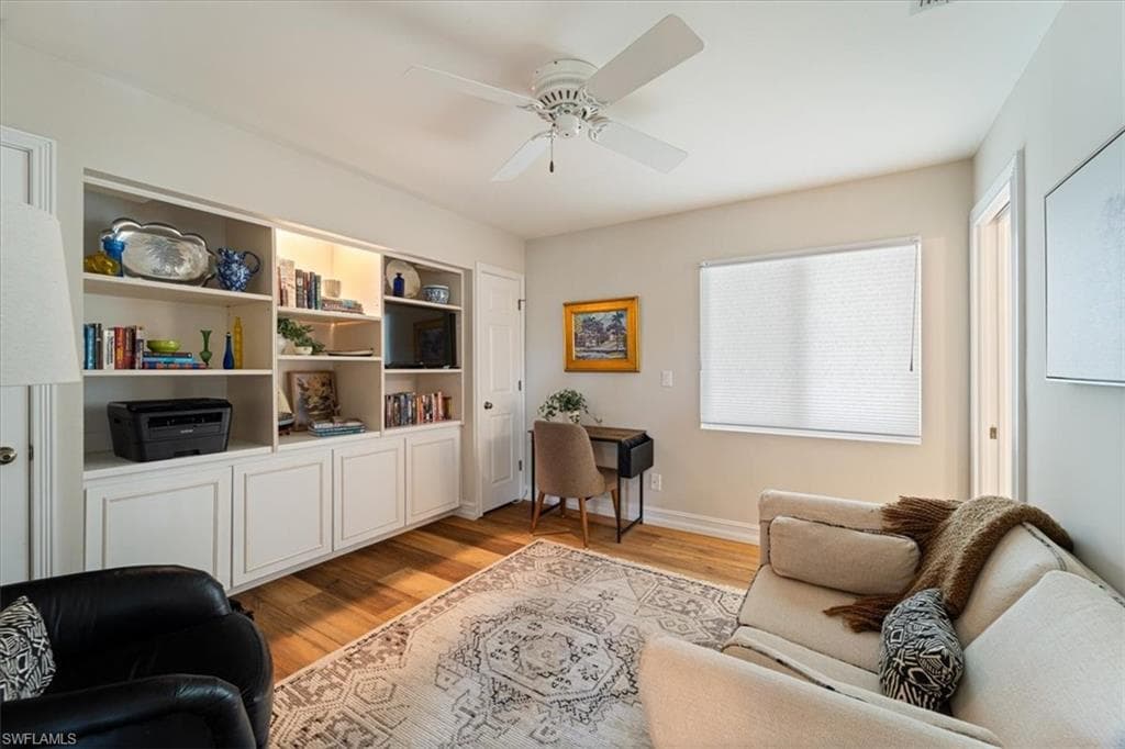 180 6th Ave S 3, Naples, FL 34102-13