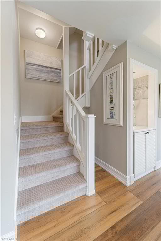 180 6th Ave S 3, Naples, FL 34102-16