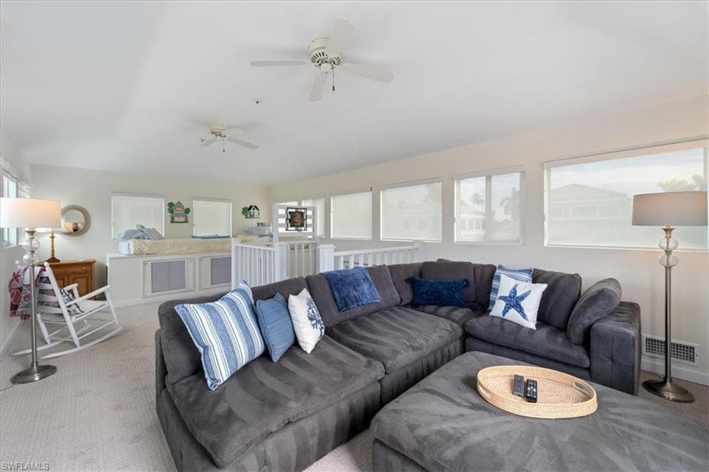 180 6th Ave S 3, Naples, FL 34102-27