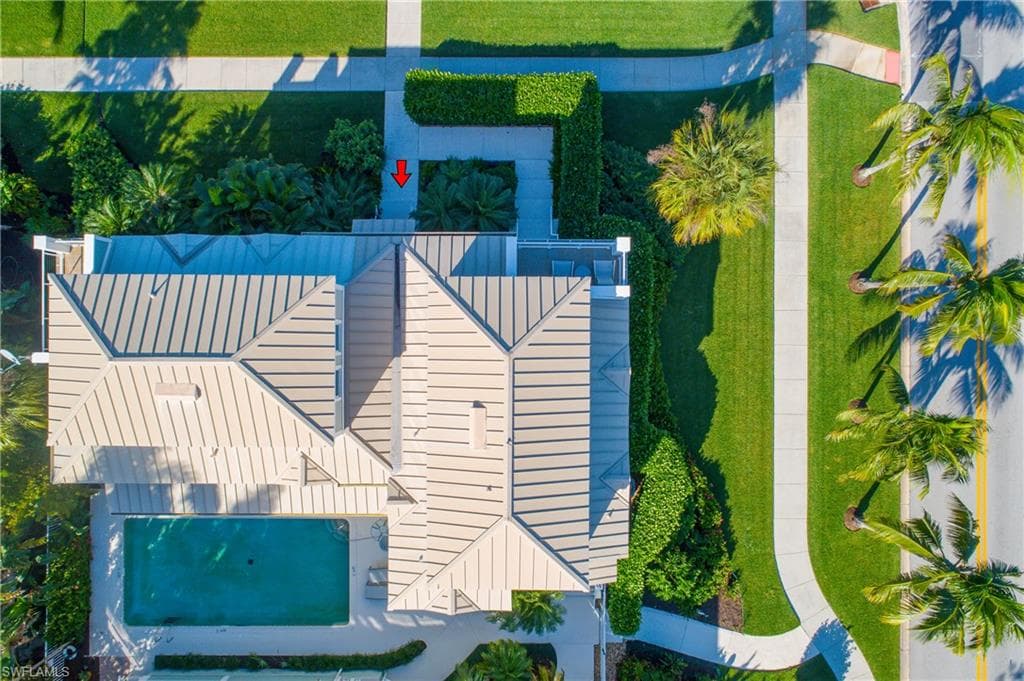 180 6th Ave S 3, Naples, FL 34102-38
