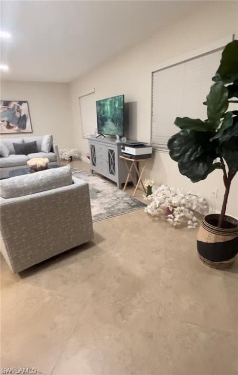 9621 Crescent Garden Dr G-101, Naples, FL 34109-19