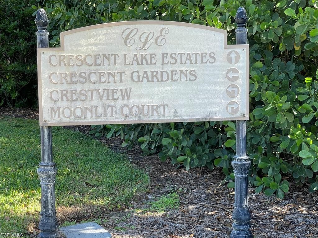 9621 Crescent Garden Dr G-101, Naples, FL 34109-26